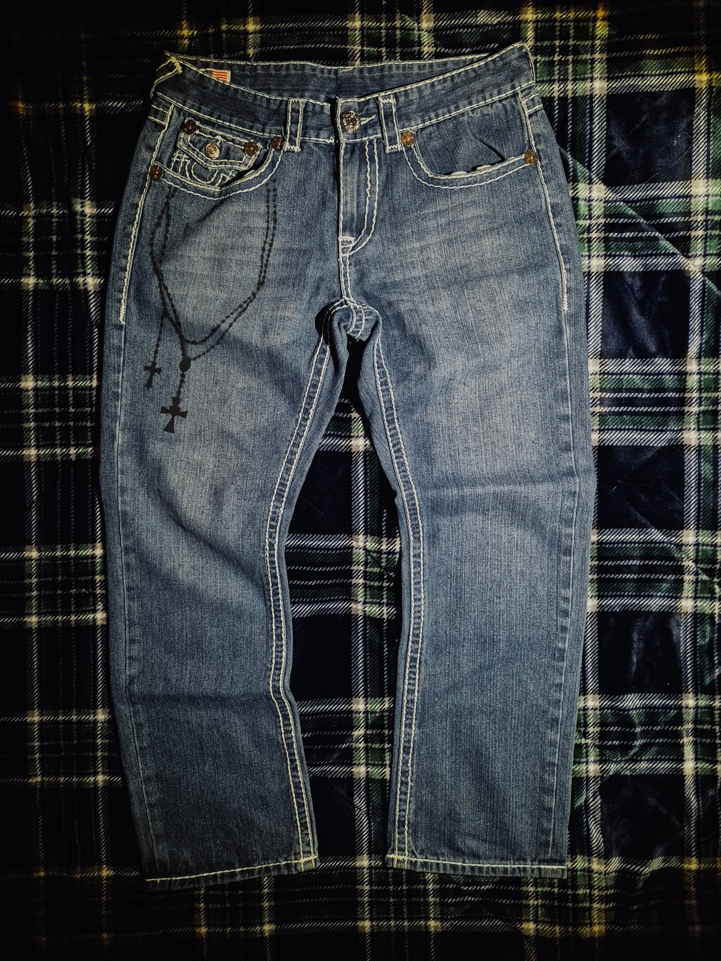 LOT 003